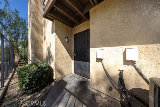 Detail Gallery Image 4 of 47 For 3118 Little Mountain #a, San Bernardino,  CA 92405 - 2 Beds | 2 Baths