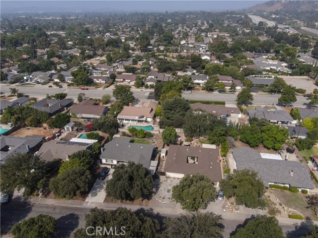 1901 Morgan Avenue, Claremont CA: https://media.crmls.org/medias/0e1d4a66-0bcc-43f5-89a5-7ee0201296bc.jpg
