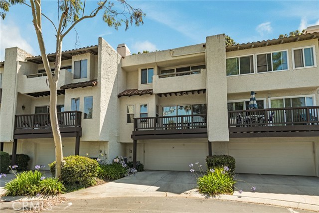 26 Sycamore Lane, Rolling Hills Estates, California 90274, 3 Bedrooms Bedrooms, ,1 BathroomBathrooms,Residential,Sold,Sycamore,PV22134023