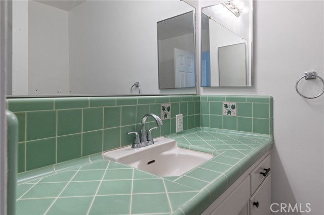 Detail Gallery Image 25 of 35 For 326 Meadow Ln, Monrovia,  CA 91016 - 3 Beds | 2 Baths