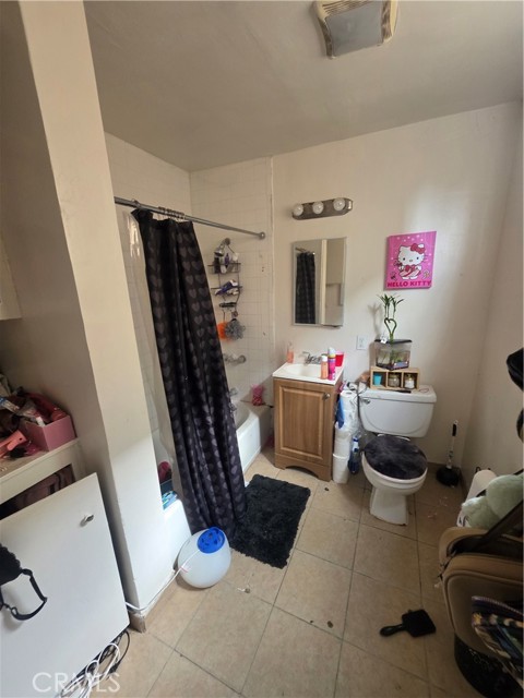602 E Wilhelmina Street, Anaheim CA: https://media.crmls.org/medias/0e1f073c-5aba-48f4-9a2e-fa51de93787b.jpg