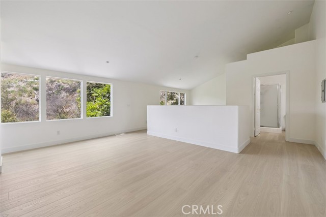 3709 Las Flores Canyon Road, Malibu CA: https://media.crmls.org/medias/0e1f1e8a-ba6b-4a72-9a3f-2d752957dcce.jpg