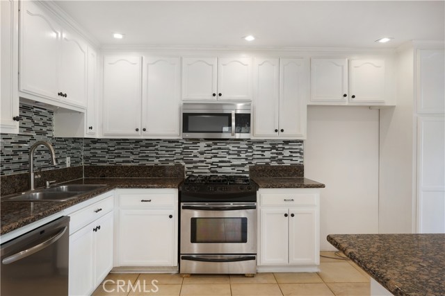 Detail Gallery Image 14 of 35 For 7738 Adwen St, Downey,  CA 90241 - 3 Beds | 2 Baths