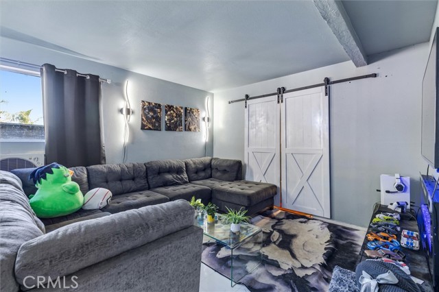 Detail Gallery Image 12 of 21 For 1555 Hillcrest, Fallbrook,  CA 92028 - 5 Beds | 4 Baths