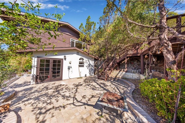 Detail Gallery Image 29 of 31 For 1731 Golf Club Dr, Glendale,  CA 91206 - 3 Beds | 3 Baths