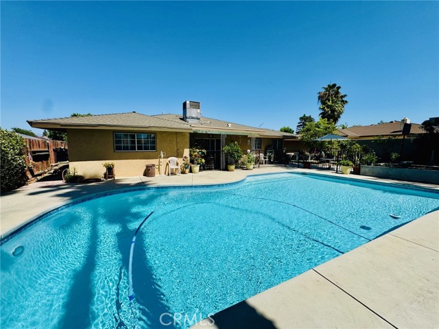 Detail Gallery Image 30 of 32 For 3208 Sunview Dr, Bakersfield,  CA 93306 - 3 Beds | 2 Baths