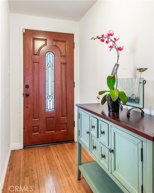 19301 Beckworth Avenue, Torrance CA: https://media.crmls.org/medias/0e2104b3-00b1-4ef2-815c-2bbd34a26730.jpg