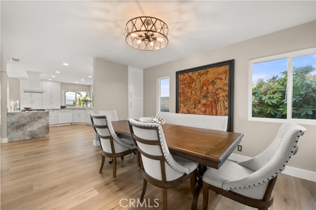 Detail Gallery Image 11 of 42 For 6691 E Smokewood, Anaheim,  CA 92807 - 4 Beds | 3/1 Baths