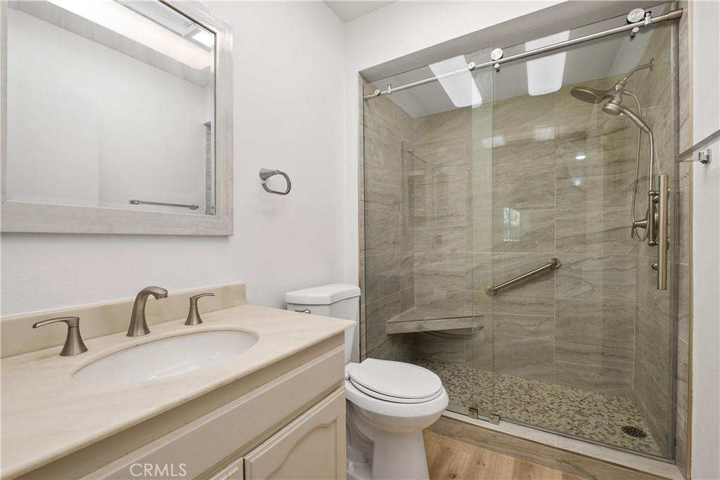 0e21492d F149 4f88 9ee9 Fbee1d9f5709