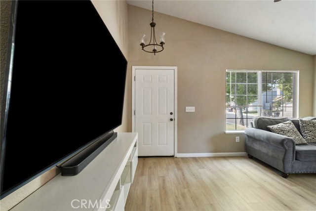 Detail Gallery Image 5 of 23 For 1787 Swenson Ct, Stockton,  CA 95206 - 3 Beds | 2 Baths
