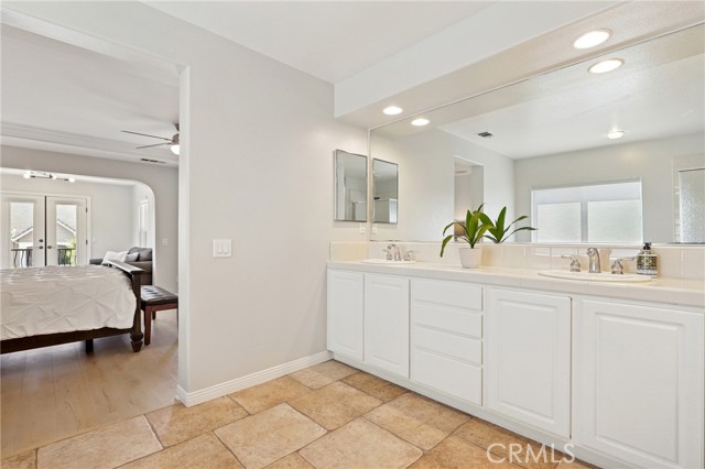 8047 E Hampshire Road, Orange CA: https://media.crmls.org/medias/0e222672-1428-410a-aee6-f7472a446e6c.jpg