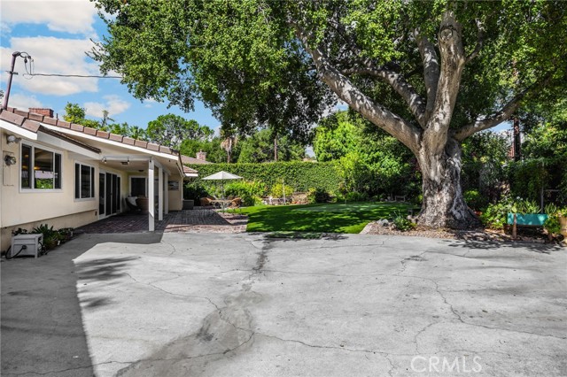 Detail Gallery Image 33 of 45 For 1627 Oak Tree Lane, Glendora,  CA 91741 - 3 Beds | 2/1 Baths