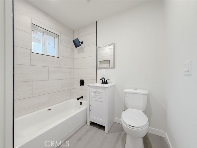 Detail Gallery Image 18 of 27 For 9323 Beach St, Los Angeles,  CA 90002 - 4 Beds | 2 Baths