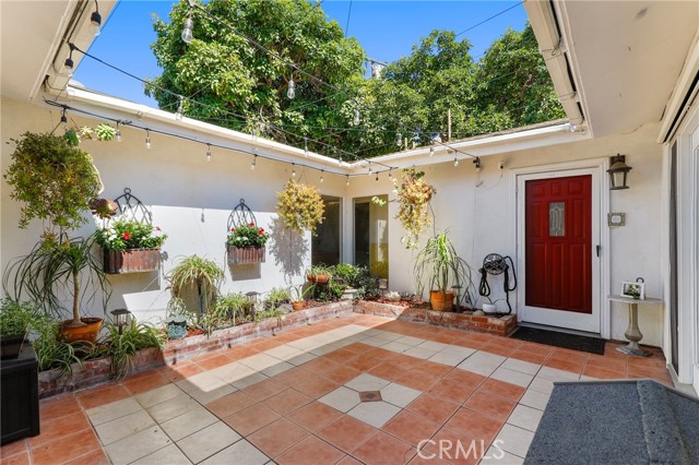Detail Gallery Image 2 of 25 For 1731 Brookfield Ave, La Habra,  CA 90631 - 4 Beds | 2 Baths
