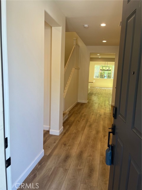 3996 S Somerston Way, Ontario CA: https://media.crmls.org/medias/0e2404a7-b0df-44ea-9d35-727652dc81ef.jpg