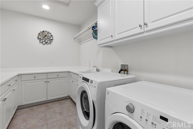 Detail Gallery Image 39 of 73 For 27601 Skylark Ln, Saugus,  CA 91350 - 6 Beds | 5/1 Baths