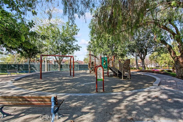 Detail Gallery Image 25 of 30 For 5 Rosa #140,  Rancho Santa Margarita,  CA 92688 - 2 Beds | 2 Baths