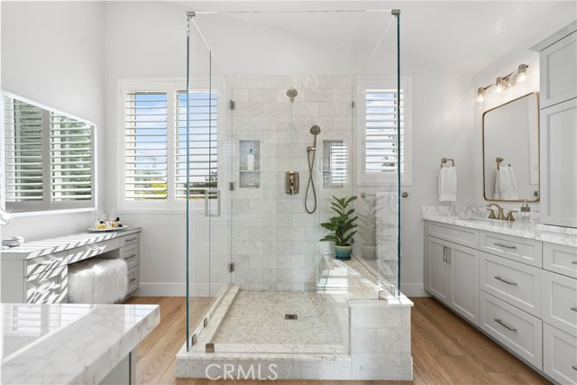 27811 Bloomfield Court, Valencia CA: https://media.crmls.org/medias/0e25e08d-ede9-4286-8c1f-ec74f38e52e0.jpg