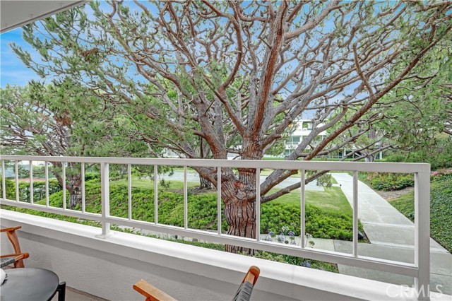32735 Seagate Drive, Rancho Palos Verdes CA: https://media.crmls.org/medias/0e260544-ac86-44fc-94b3-1f2f2a5d8656.jpg