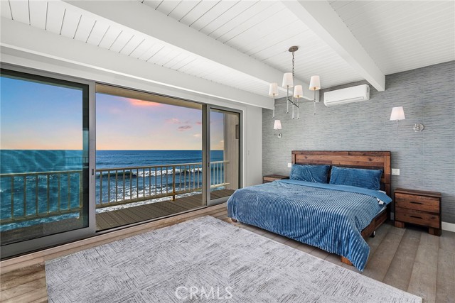 Detail Gallery Image 2 of 67 For 11770 Pacific Coast #N,  Malibu,  CA 90265 - 3 Beds | 3/1 Baths