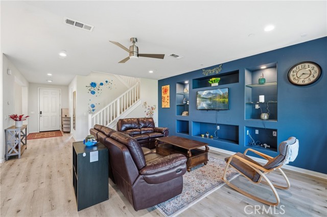 Detail Gallery Image 13 of 56 For 11111 Day, Jurupa Valley,  CA 91752 - 7 Beds | 5 Baths