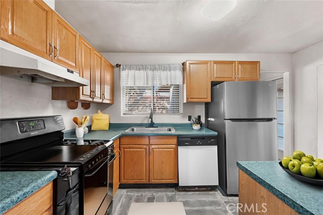 Detail Gallery Image 22 of 68 For 44221 4th St, Lancaster,  CA 93535 - 3 Beds | 2 Baths