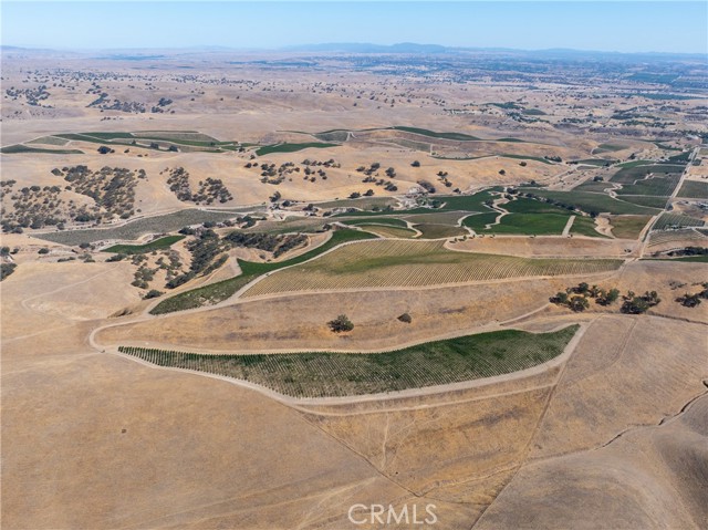 5790 Hog Canyon Road, San Miguel CA: https://media.crmls.org/medias/0e27d0c9-a762-4fef-9161-3c8f977fa5cd.jpg