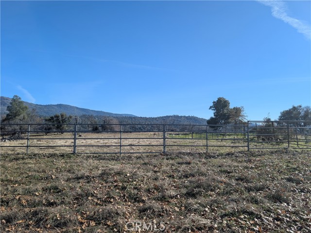 Detail Gallery Image 6 of 40 For 4103 Triangle Rd, Mariposa,  CA 95338 - – Beds | – Baths