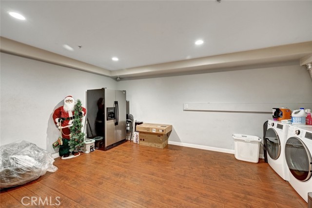 Detail Gallery Image 22 of 52 For 13629 Wyandotte St #111,  Van Nuys,  CA 91405 - 4 Beds | 3 Baths