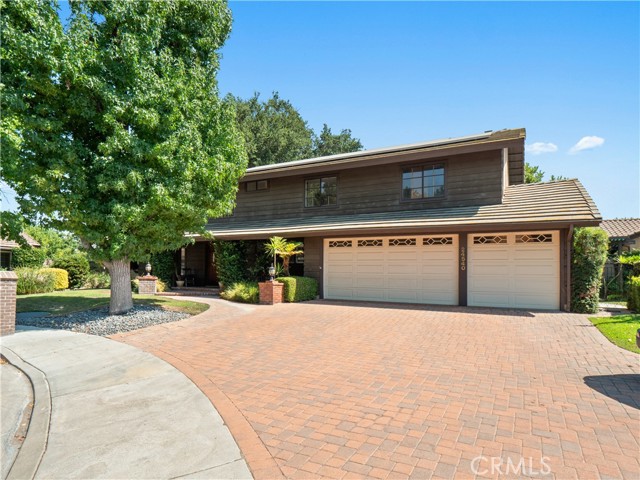 24540 Acorn Court, Newhall CA: https://media.crmls.org/medias/0e29b8f1-2429-47a0-9195-51ea4f057885.jpg