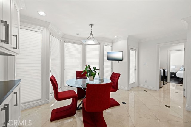 Detail Gallery Image 18 of 64 For 16221 Elisa Pl, Encino,  CA 91436 - 5 Beds | 5/1 Baths