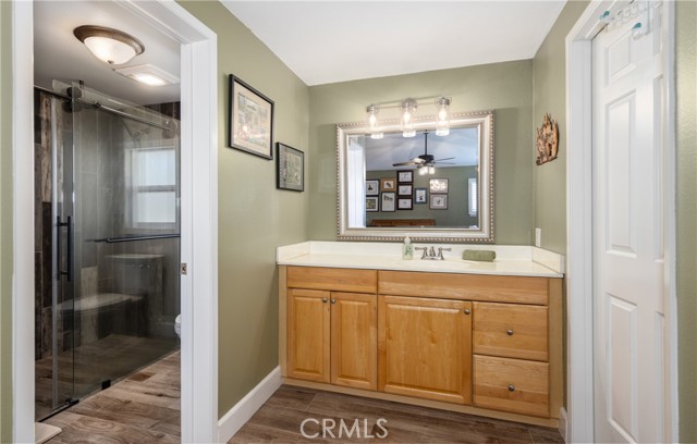 21992 Hoi Circle, Lake Forest CA: https://media.crmls.org/medias/0e2b42c7-34b3-4349-8f88-960dd4e2bb1c.jpg