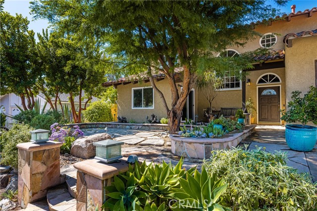 26811 Via Matador, Mission Viejo CA: https://media.crmls.org/medias/0e2d7511-8f10-4669-8594-75f5fde0cb3f.jpg