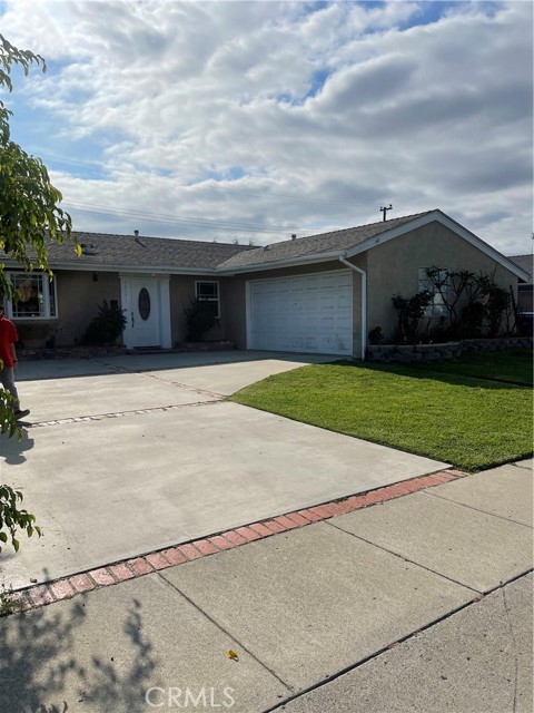 MLS# OC23107734
