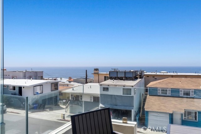 4216 Highland Avenue, Manhattan Beach, California 90266, 2 Bedrooms Bedrooms, ,2 BathroomsBathrooms,Residential,Sold,Highland,SB22108574