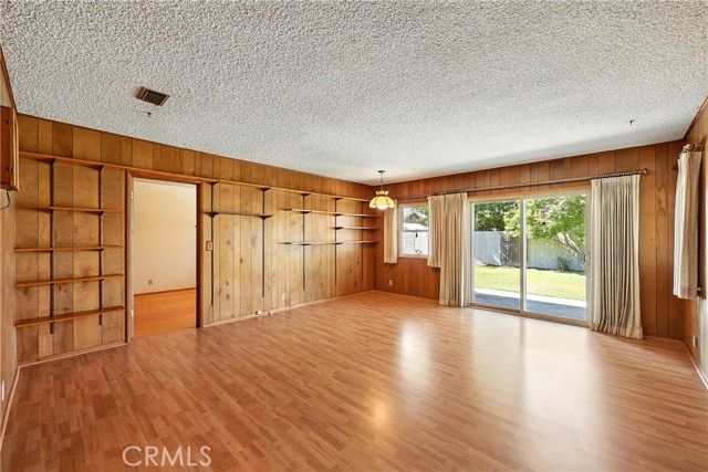 8847 Naomi Avenue, San Gabriel CA: https://media.crmls.org/medias/0e2f52c5-6c72-418c-9467-772f7cd6fe6a.jpg