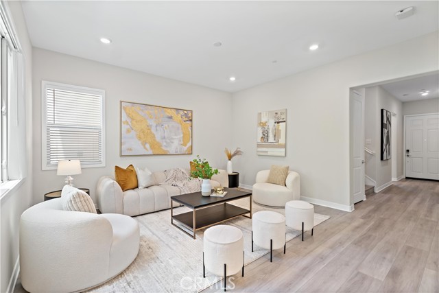 145 Denali, Lake Forest CA: https://media.crmls.org/medias/0e2fdb54-e703-43be-a0f3-4d1f5e391f32.jpg