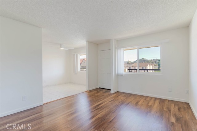 Detail Gallery Image 6 of 26 For 909 E Chevy Chase #9,  Glendale,  CA 91205 - 2 Beds | 2 Baths