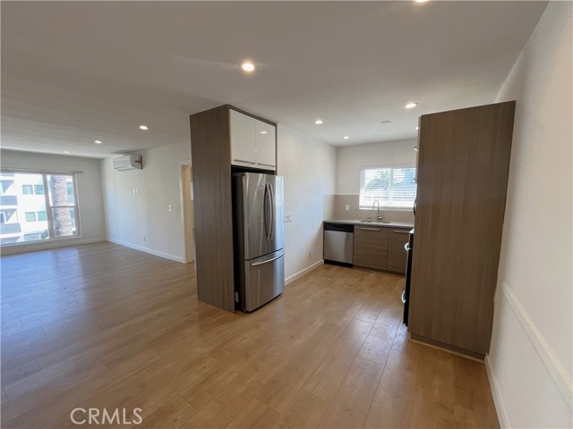 Detail Gallery Image 5 of 17 For 8304 Clinton Ave #6,  West Hollywood,  CA 90048 - 1 Beds | 1 Baths