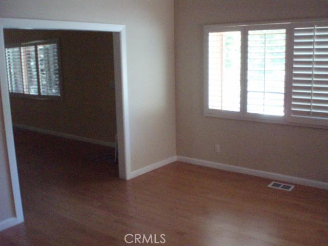 Detail Gallery Image 7 of 23 For 22931 Cass Ave, Woodland Hills,  CA 91364 - 3 Beds | 2 Baths