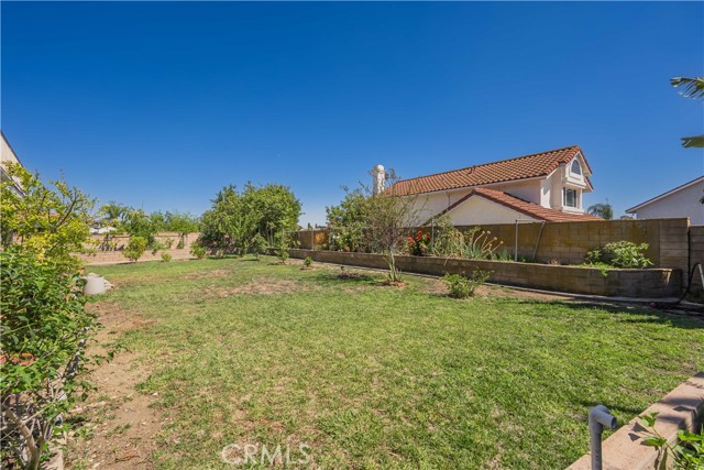 653 Rocking Horse Road, Walnut CA: https://media.crmls.org/medias/0e319659-e33c-4b94-b697-2ae7e4753c0f.jpg
