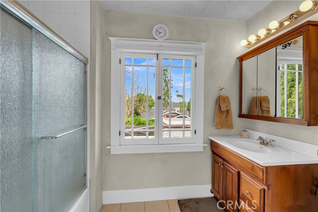 Detail Gallery Image 21 of 33 For 4989 Magnolia Ave, Riverside,  CA 92506 - 3 Beds | 2/1 Baths