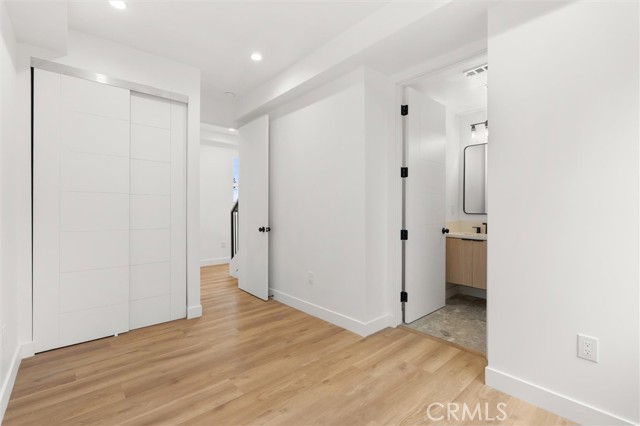 Detail Gallery Image 18 of 33 For 11410 W Calvert St, North Hollywood,  CA 91606 - 3 Beds | 3/1 Baths