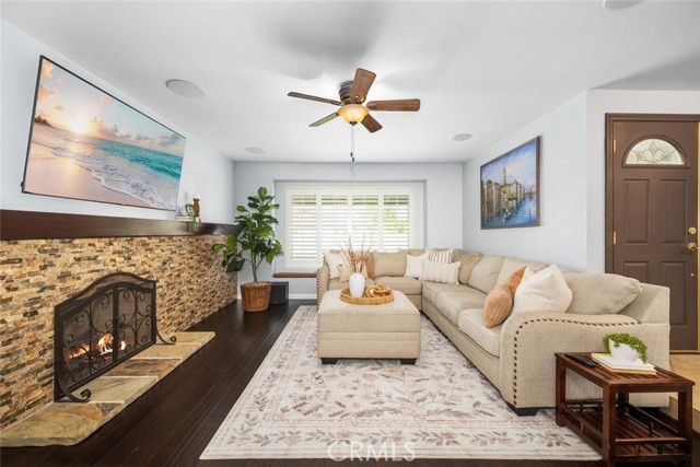 Detail Gallery Image 11 of 58 For 2432 Chippewa Ave, Placentia,  CA 92870 - 4 Beds | 2 Baths