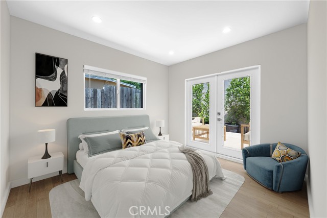 1561 2nd Street, Manhattan Beach CA: https://media.crmls.org/medias/0e32f221-120c-4095-8664-24ccf2015416.jpg