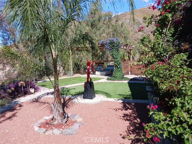 Detail Gallery Image 6 of 50 For 3094 Small Canyon Dr, Highland,  CA 92346 - 4 Beds | 3 Baths