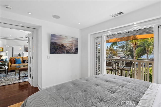 Detail Gallery Image 8 of 31 For 1030 Bayside Cove #702,  Newport Beach,  CA 92660 - 2 Beds | 2 Baths