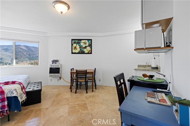 Detail Gallery Image 10 of 74 For 17100 Snowshoe Ln, Tehachapi,  CA 93561 - 4 Beds | 2/1 Baths