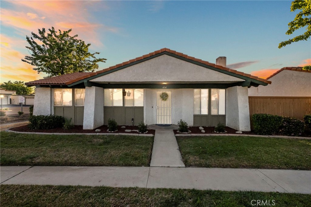 434 King Court