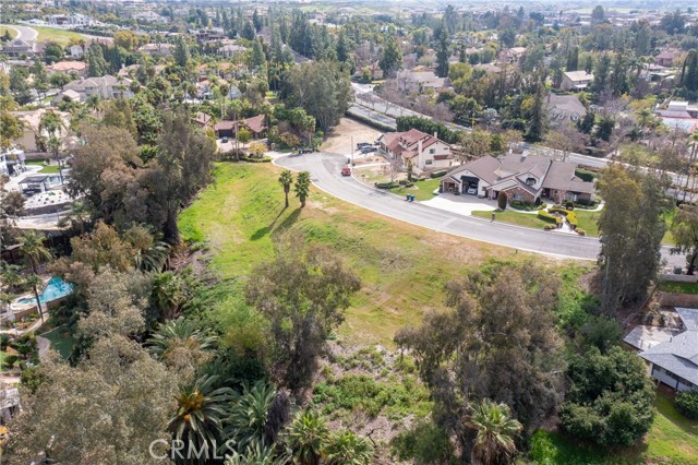 Detail Gallery Image 12 of 18 For 1389 Ocotillo Dr, Riverside,  CA 92506 - – Beds | – Baths